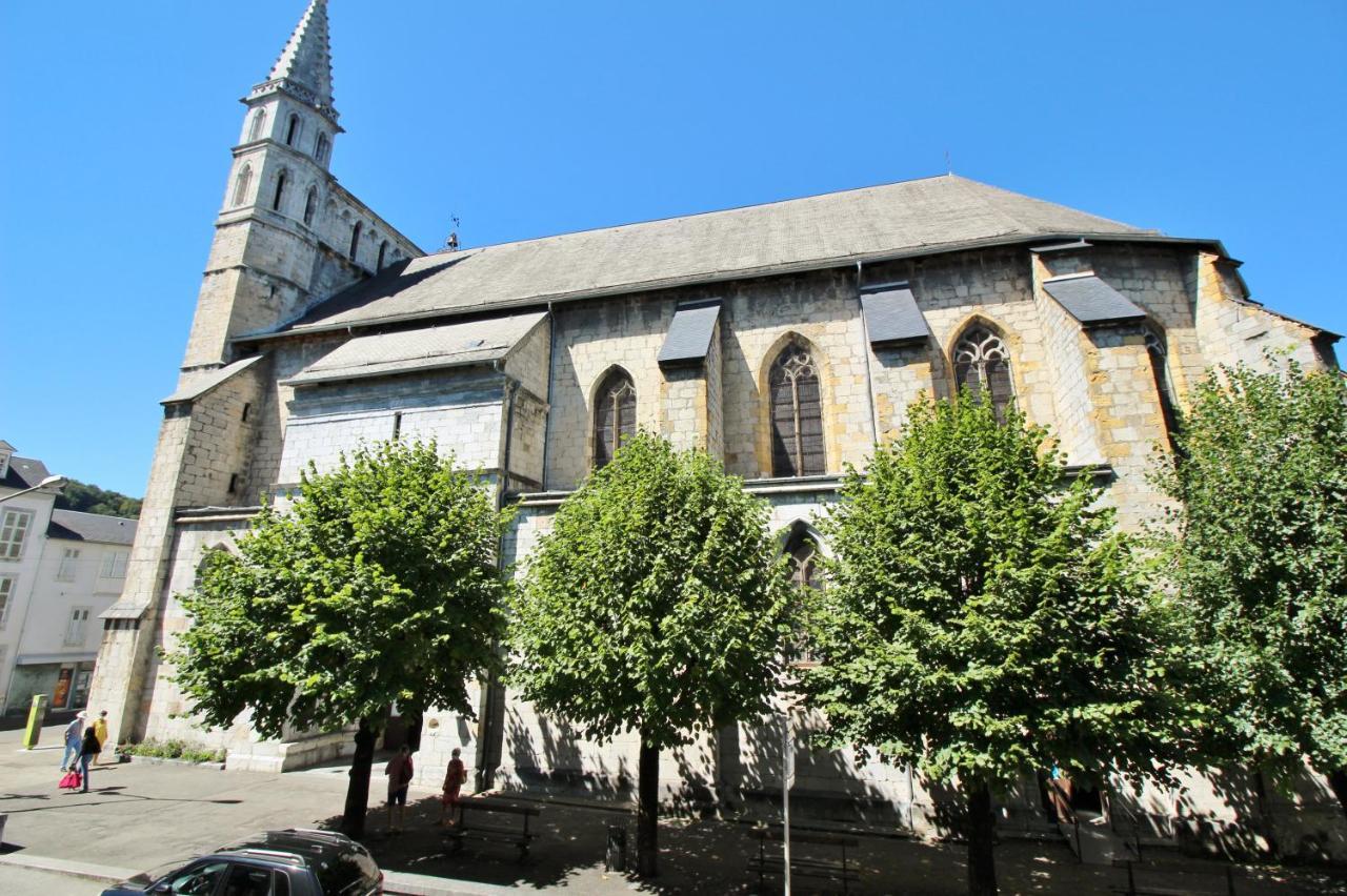 Apartamento NOUVEAU ! Studio NEUF, charme de l ancien, balcon, Netflix 4K...  Bagnères-de-Bigorre Exterior foto